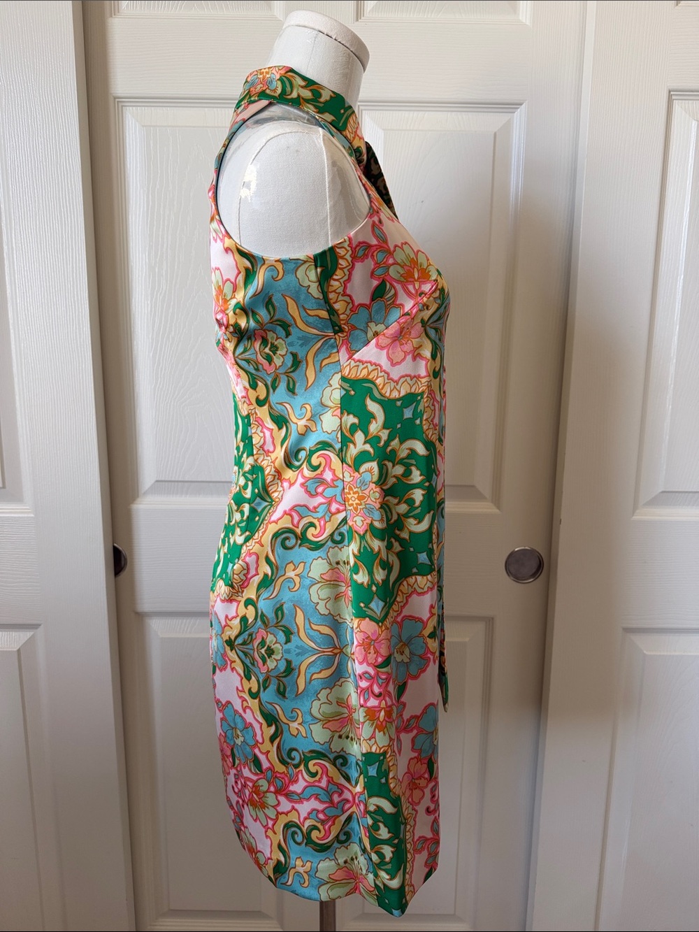 Vince Camuto Satiny Green, Blue & Pink Halter Style Mini Dress Size 0P - Picture 2 of 12